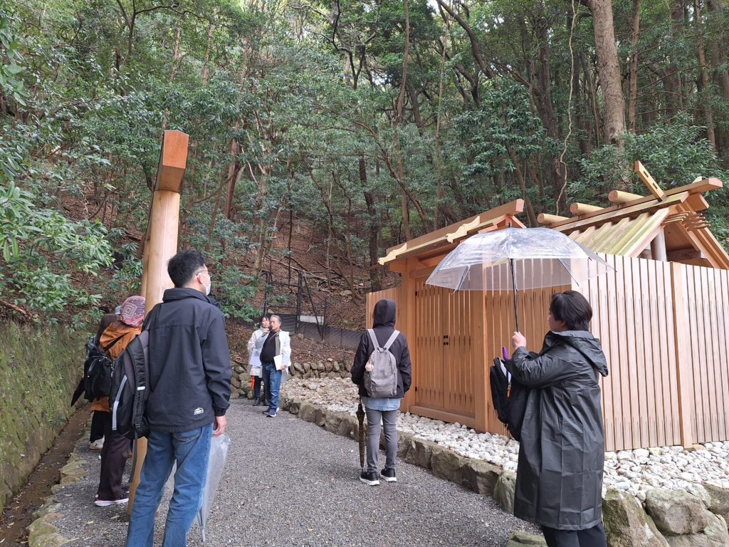 山末神社